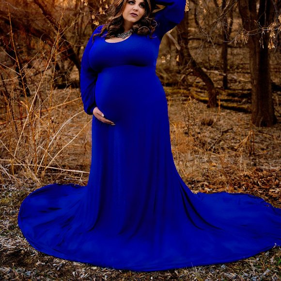 Plus Size Maternity Gown - Picture 1 of 3